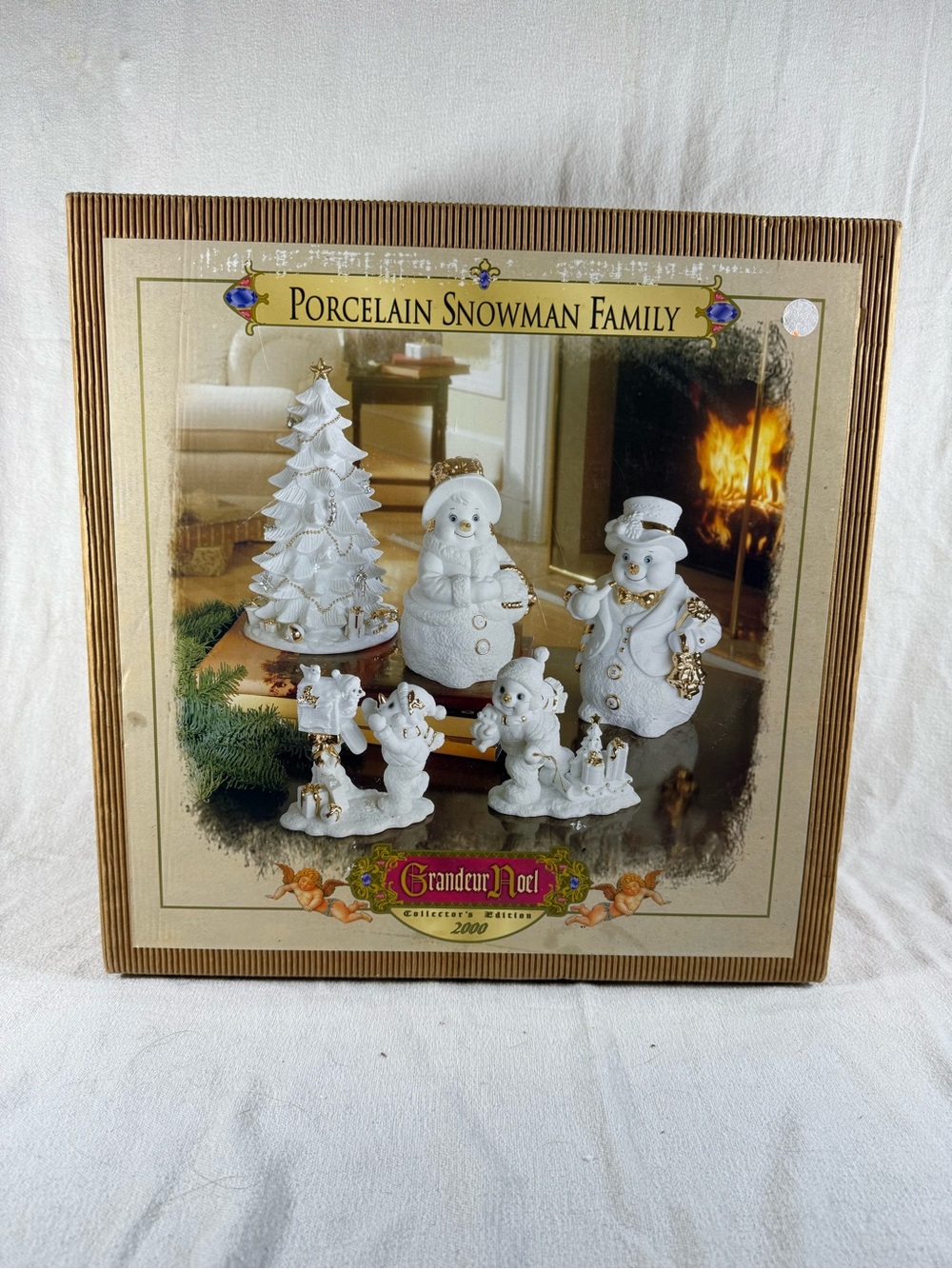 Vintage 2000 Grandeur Noel Collections Edition Porcelain Snowman Family